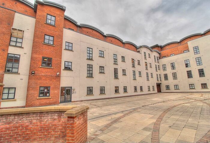 2 Bedroom Maisonette To Rent In Curzon Place, Gateshead Quays, Gateshead, NE8