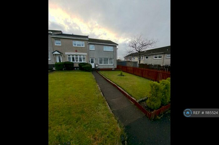 3 Bedroom End Of Terrace House To Rent In Plains. Airdrie., Plains. Airdrie., ML6