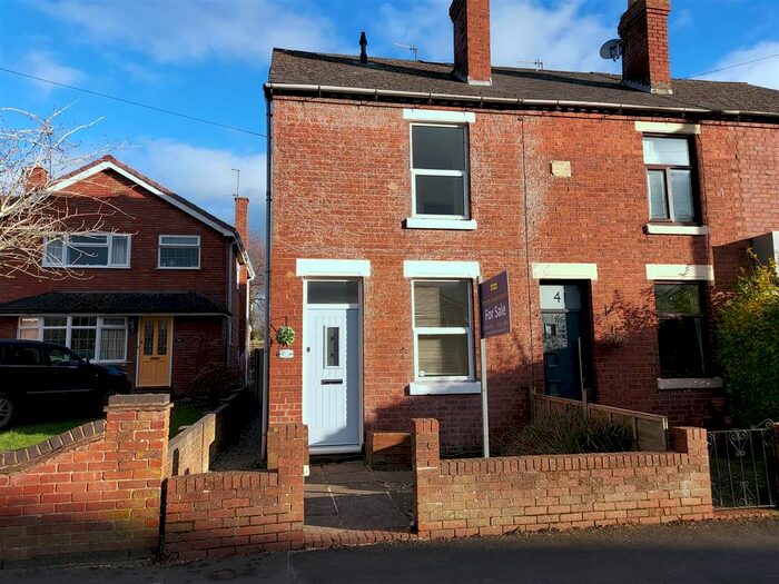 2 Bedroom End Of Terrace House To Rent In Areley Common, Stourport-On-Severn, DY13