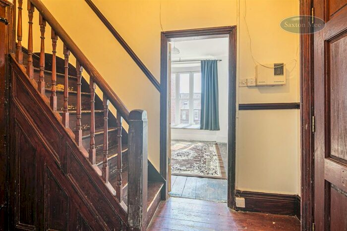 3 Bedroom End Of Terrace House For Sale In Crookesmoor Road, Sheffield, S10