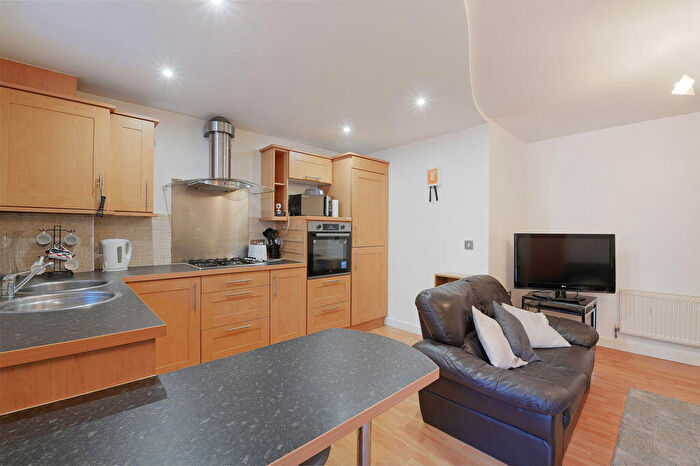 2 Bedroom Apartment To Rent In Leadmill Court, Sheffield City Centre, S1