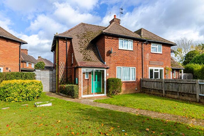 3 Bedroom Semi Detached House For Sale In Shepherds Lane, Mill End, WD3