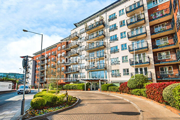 1 Bedroom Apartment To Rent In Royal Quarter - Kingston Centre, KT2