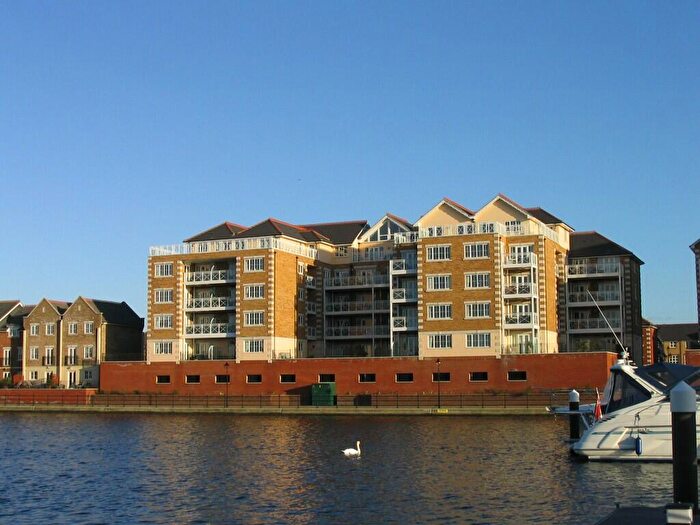 2 Bedroom Flat To Rent In Pacific Heights North, Golden Gate Way, Eastbourne, BN23