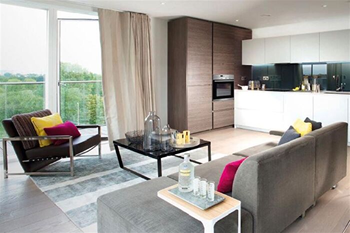 2 Bedroom Apartment To Rent In Cairncross House, Townsend Rd, SE3