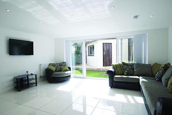 8 Bedroom House To Rent In Cathays Terrace, Cathays, CF24