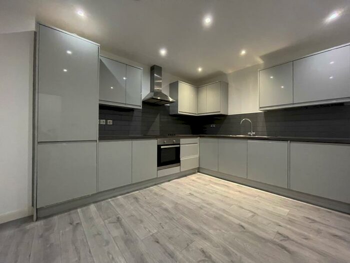 2 Bedroom Apartment To Rent In Equinox, Burleys Way, LE1