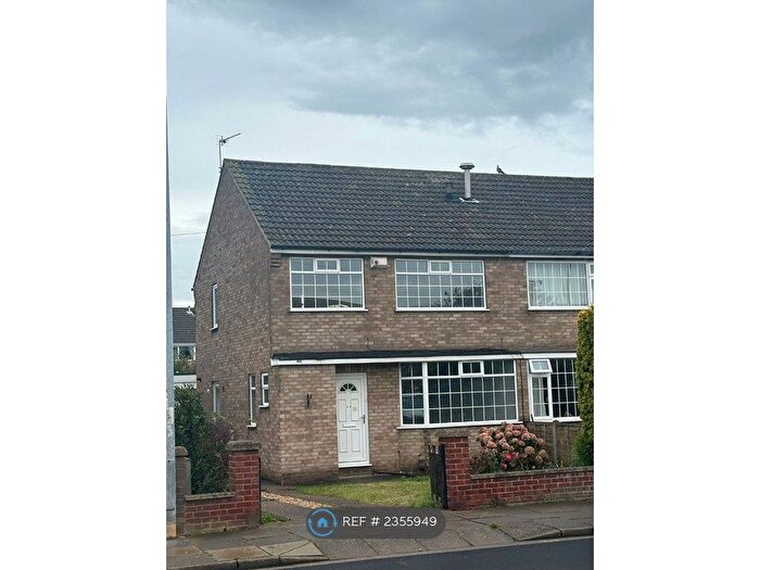 3 Bedroom Semi-Detached House To Rent In Chichester Road, Cleethorpes, DN35