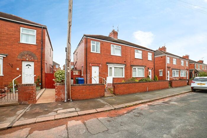 3 Bedroom Semi Detached House For Sale In St. Ursulas Road, Doncaster, South Yorkshire, DN4