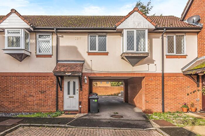 1 Bedroom Apartment To Rent In Slough, Berkshire, SL1
