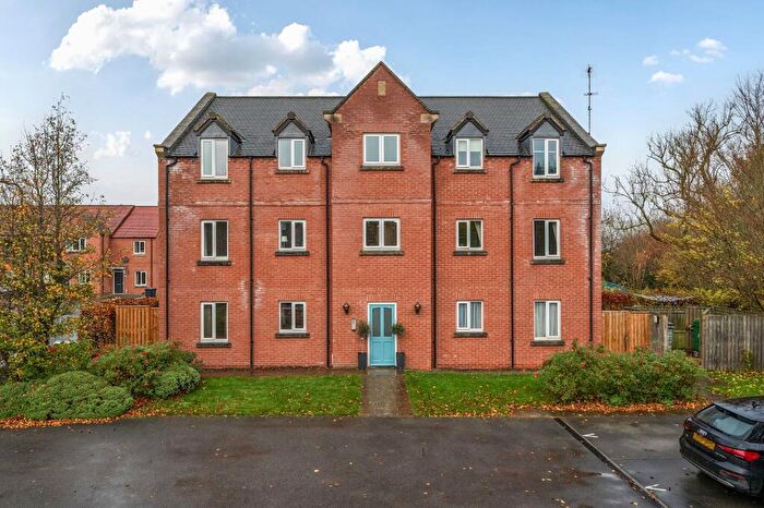 2 Bedroom Flat To Rent In Mint Garth, Knaresborough, HG5