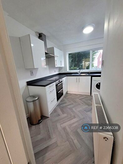 3 Bedroom Terraced House To Rent In Wealcroft, Gateshead, NE10