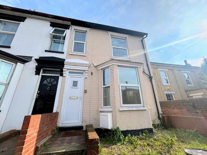 2 Bedroom Property To Rent In Woodbridge Road, Ipswich, IP4
