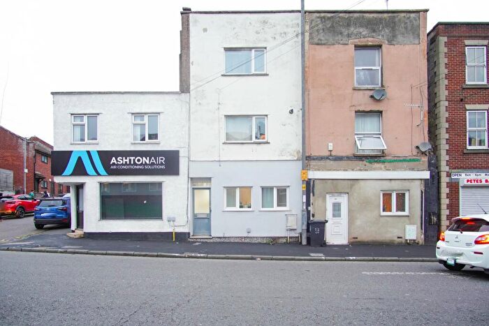 2 Bedroom Flat To Rent In West Street, Bedminster, Bristol, BS3