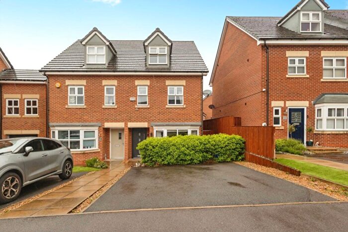 3 Bedroom Semi-Detached House For Sale In Shire Croft, Mossley, Ashton-under-Lyne, Greater Manchester, OL5