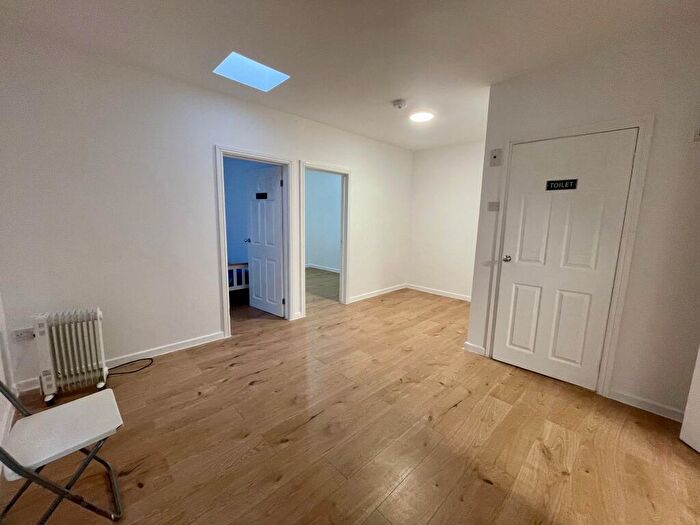 2 Bedroom House To Rent In Burrington Road, Birmingham, B32