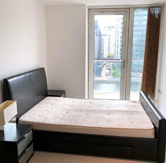 2 Bedroom Flat To Rent In Ability Place, Millharbour, Canary Wharf, London, E14