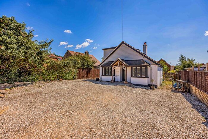 4 Bedroom House For Sale In Arundel Road, Tangmere, Chichester, PO18