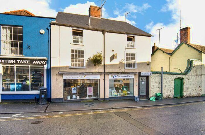 2 Bedroom Flat To Rent In High Street, Wotton-Under-Edge, GL12