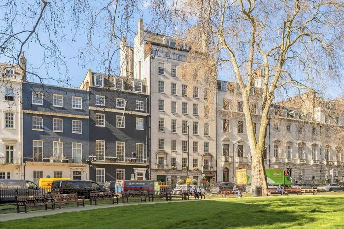 2 Bedroom Flat To Rent In Berkeley Square, London, W1J