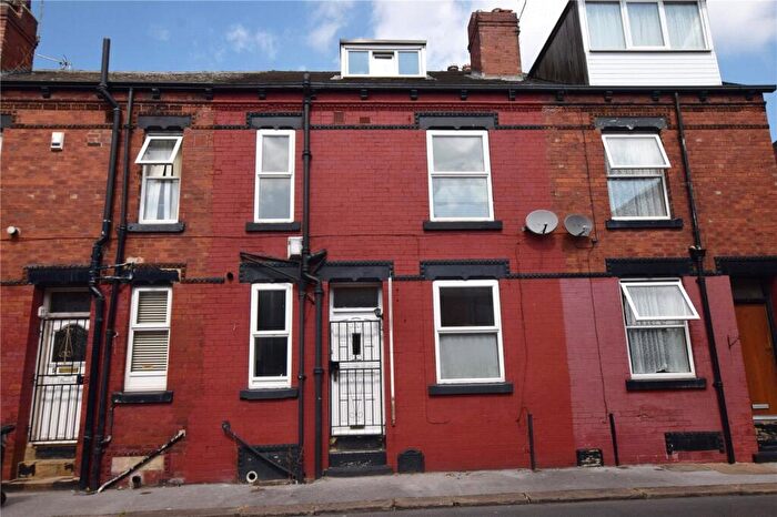 2 Bedroom Terraced House To Rent In Colwyn Avenue, Leeds, LS11