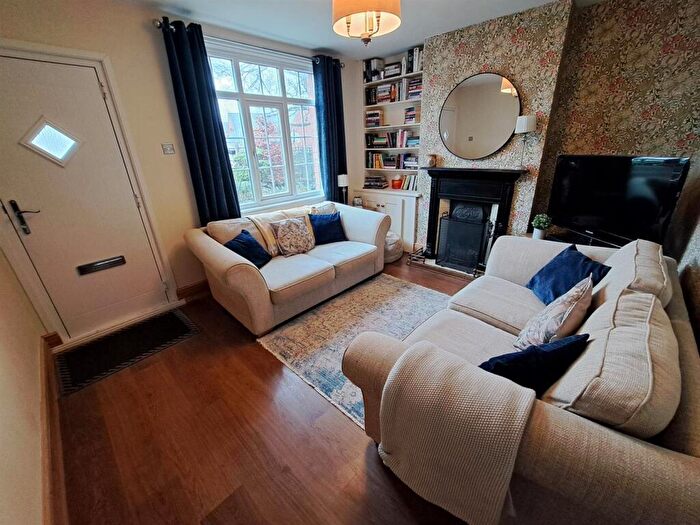 2 Bedroom Cottage For Sale In Mill Lane, Kislingbury, NN7