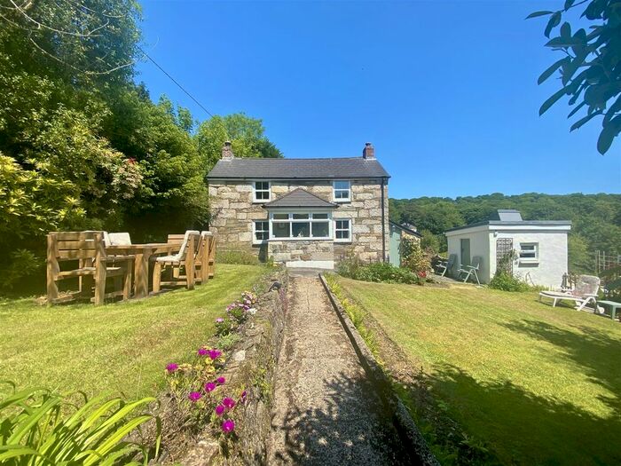 2 Bedroom Cottage For Sale In Lowertown, Helston, TR13