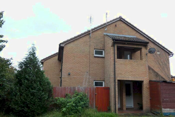 Studio To Rent In Heather Close, Carterton, Oxon, OX18