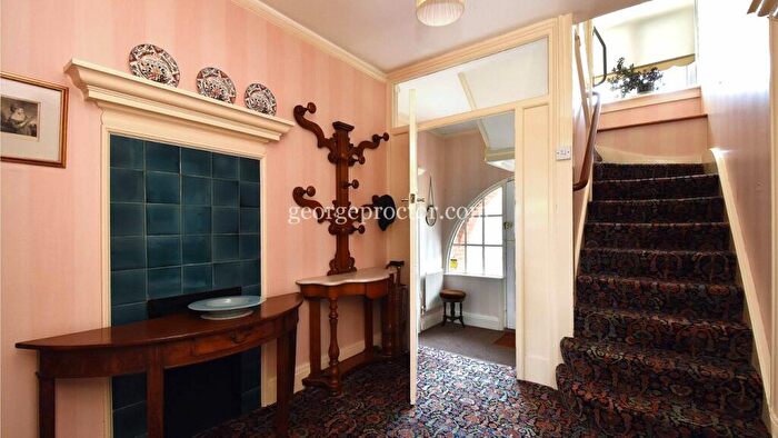 6 Bedroom Detached House For Sale In Shawfield Park, Bickley, BR1
