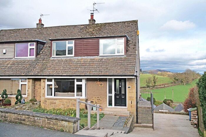 3 Bedroom Semi Detached House For Sale In Tarn Moor Crescent, Skipton, BD23