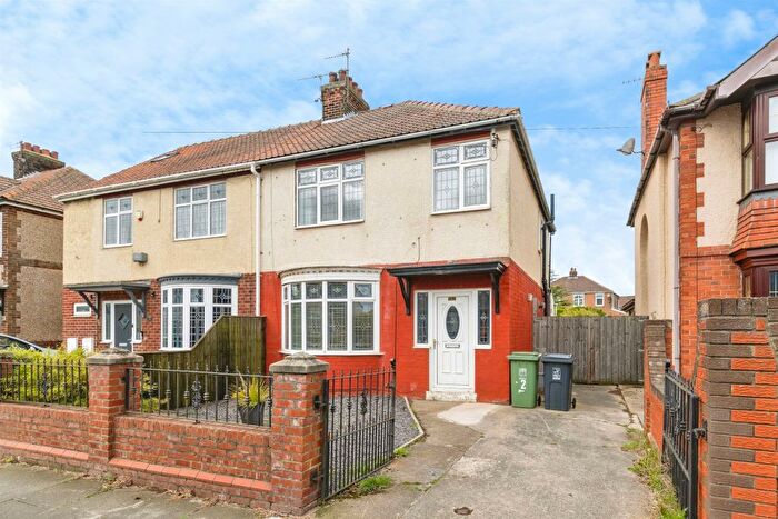 3 Bedroom Semi-Detached House For Sale In Fernwood Avenue, Hartlepool, TS25