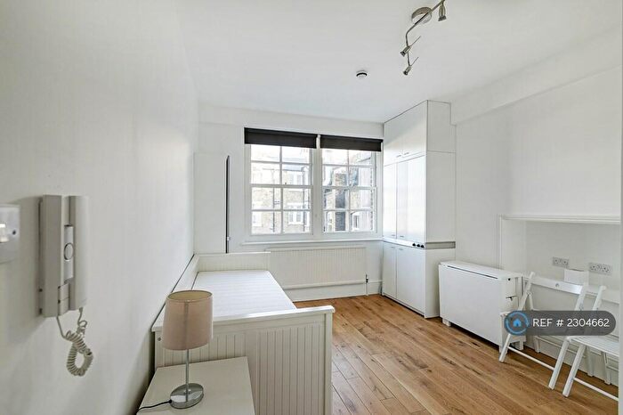 Studio To Rent In St John's Wood High Street, London, NW8