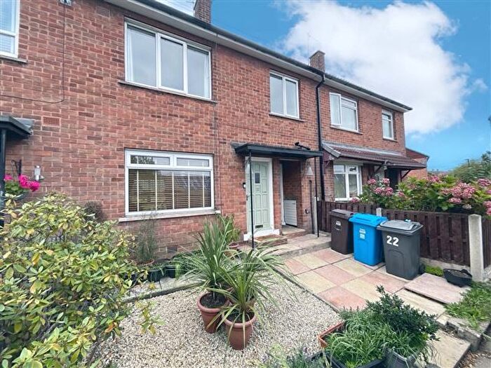3 Bedroom Terraced House For Sale In Tithe Barn Lane, Sheffield, S13