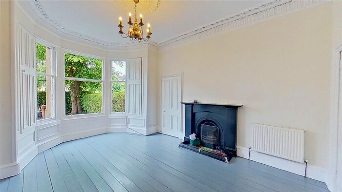 2 Bedroom Flat To Rent In Maxwell Street, Edinburgh, Midlothian, EH10