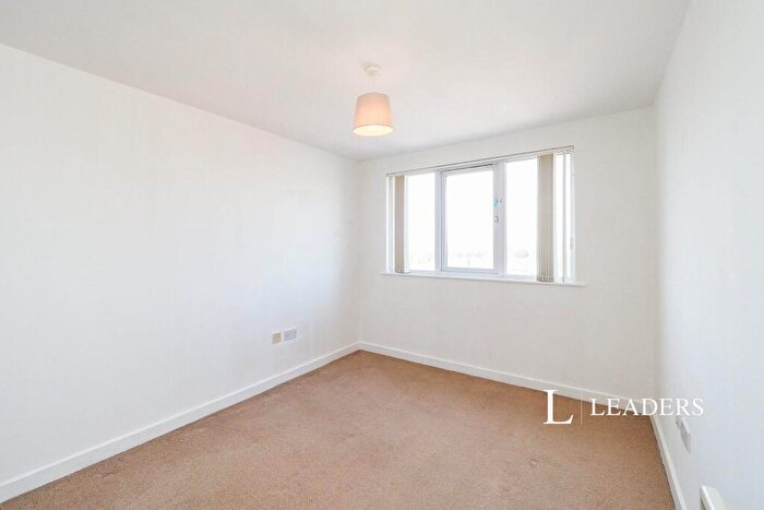 1 Bedroom Flat To Rent In High Point, NG7