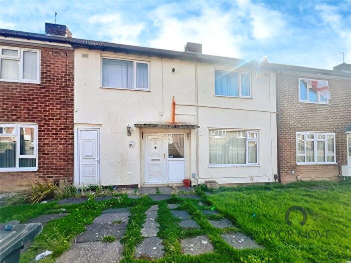 4 Bedroom Terraced House For Sale In Beech Green, Dudley, West Midlands, DY1