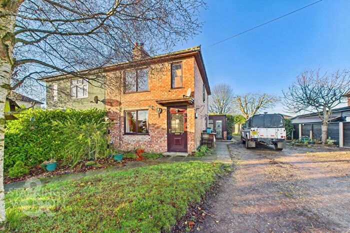 3 Bedroom Semi Detached House For Sale In Hillcrest, Gislingham, Diss, IP23