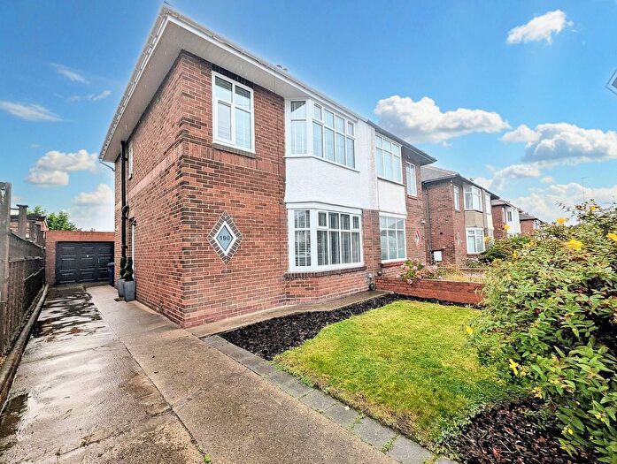 3 Bedroom Semi-Detached House For Sale In Mortimer Road, South Shields, NE34