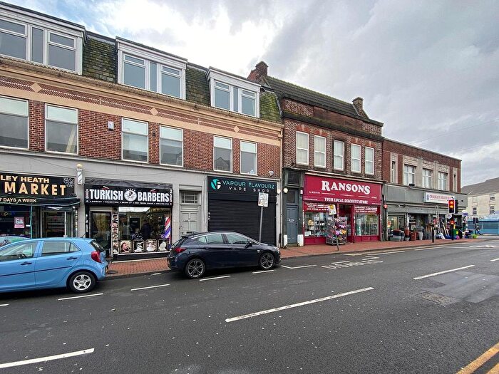 2 Bedroom Flat To Rent In High Street, Cradley Heath, B64