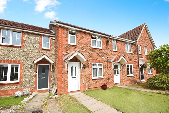 3 Bedroom Terraced House For Sale In De-Marci Court, Braintree, CM7