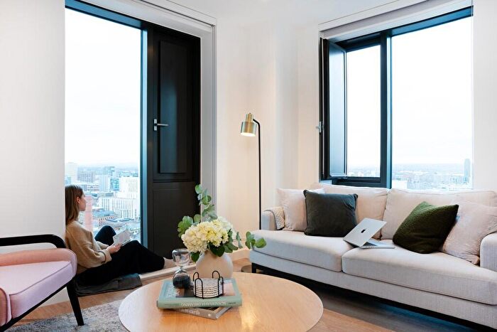 2 Bedroom Apartment To Rent In Apartment, Symphony Park, Manchester, Greater Manchester, M1