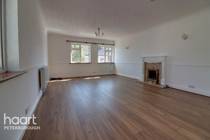 4 Bedroom Flat To Rent In High Street, Peterborough, PE6
