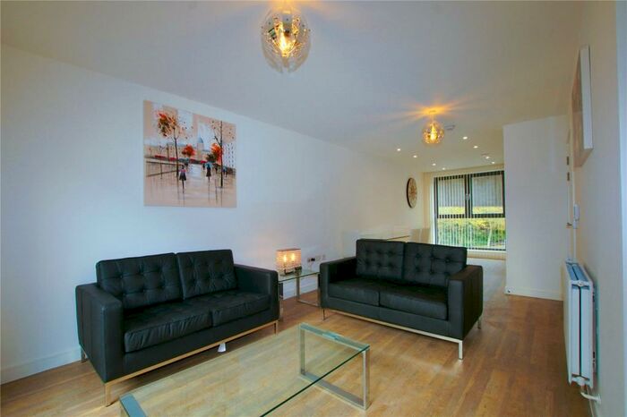 1 Bedroom Flat To Rent In Kingfisher Heights, Bramwell Way, London, E16