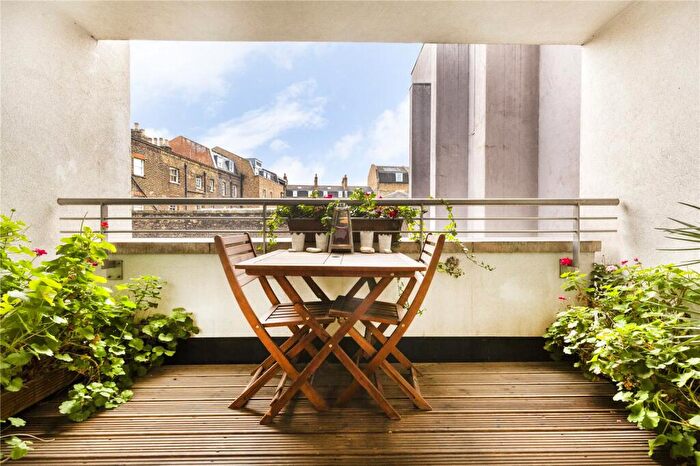 2 Bedroom Apartment To Rent In Joiners Yard, London, N1