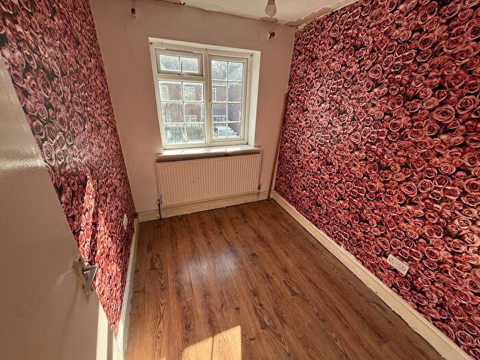 3 Bedroom Terraced House To Rent In Canham Gardens, Hounslow, TW4