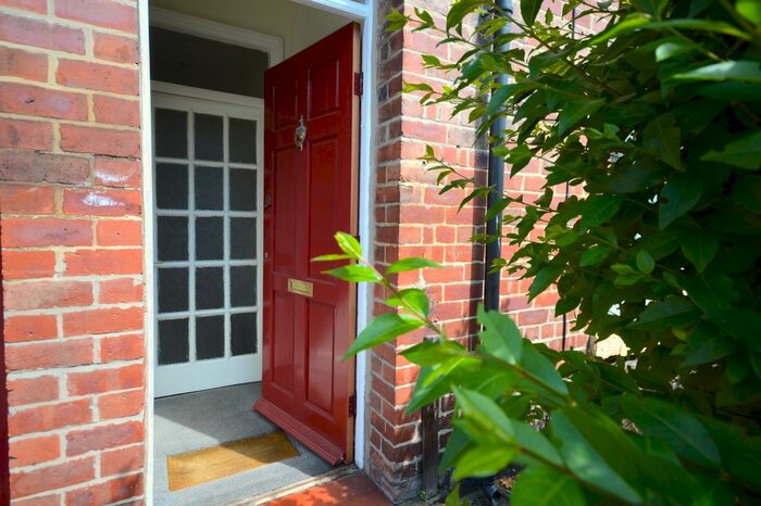 2 Bedroom Flat To Rent In Eighth Avenue, Newcastle Upon Tyne, NE6