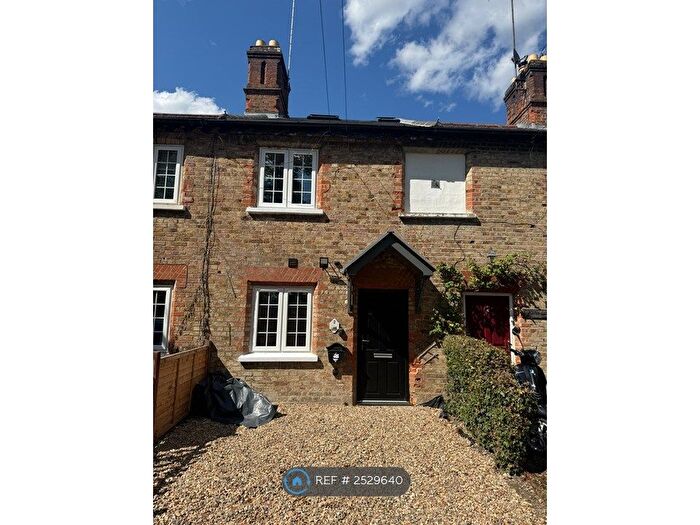 3 Bedroom Terraced House To Rent In Hollies Cottages, Stoke Poges, Slough, SL2