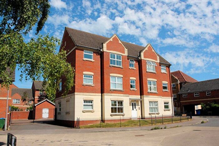1 Bedroom Flat To Rent In Juniper Drive, Weston Turville, HP22