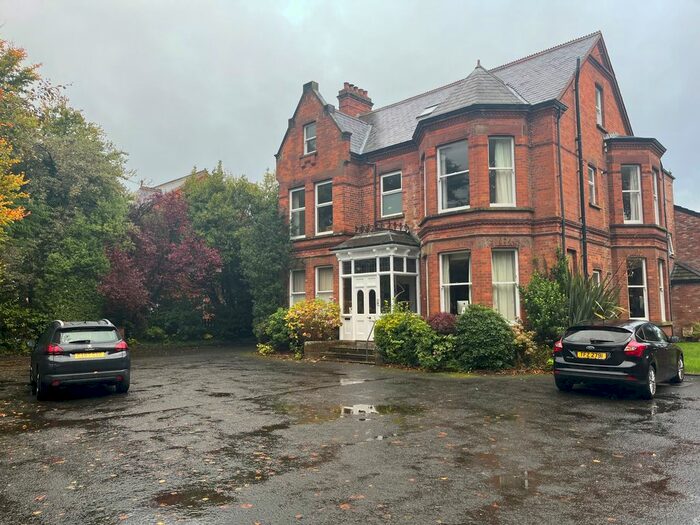 2 Bedroom Flat To Rent In Annadale Avenue, Belfast, BT7