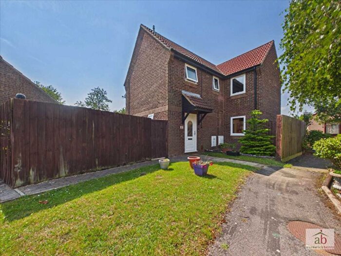 3 Bedroom Detached House For Sale In Calford Close, Martlesham Heath, IP5